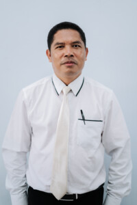 Felix Fadu, S.Pd